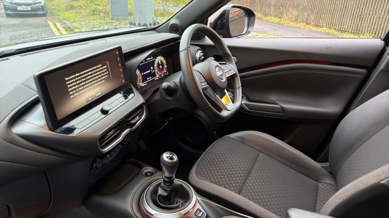 Nissan Juke 1.0 DiG-T N-Connecta 5dr Petrol Hatchback